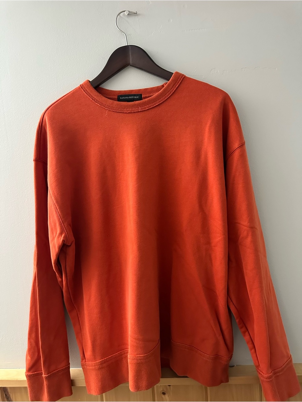 Banana Republic Men’s Crewneck Sweatshirt - Orange